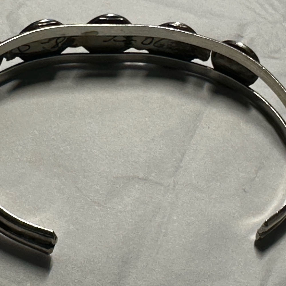 Vintage Native American Silver Turquoise cuff bracelet - Picture 9 of 12